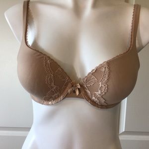 Victoria’s Secret body by Victoria Perfect Shape beige bra 32C